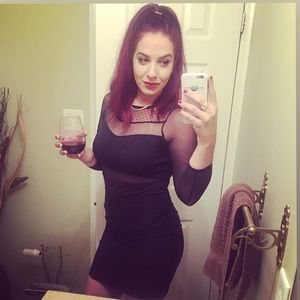 Meet your Posher, Nicole